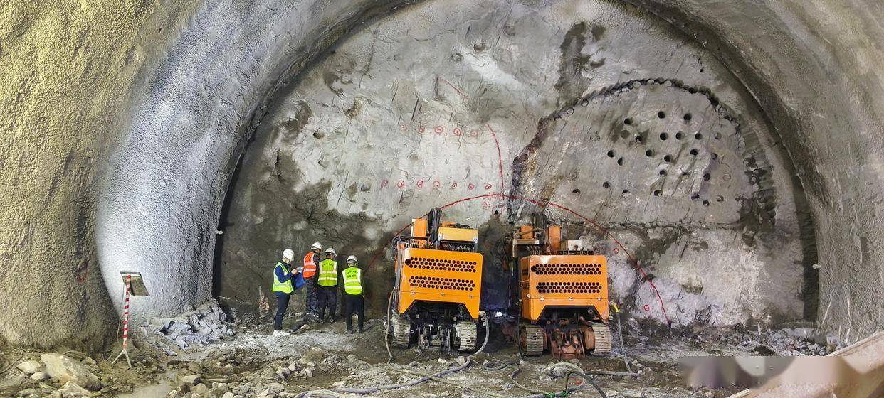 2025年最佳加密货币赌场排行榜 USDT & BTC支持隧道施工专用机械行业市场全景评估与未来发展前景分析