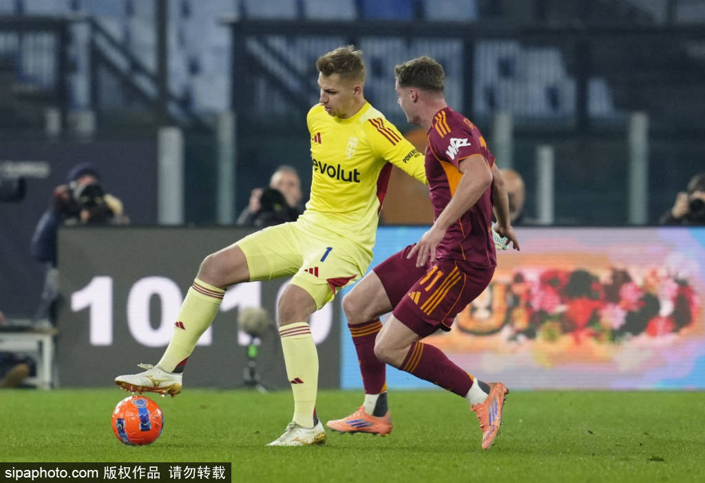 罗马与维拉谈判马伦租借英超前锋的未来何去何从？英超联赛免费高清直播+实时赛程+积分预测（2025赛季全覆盖）
