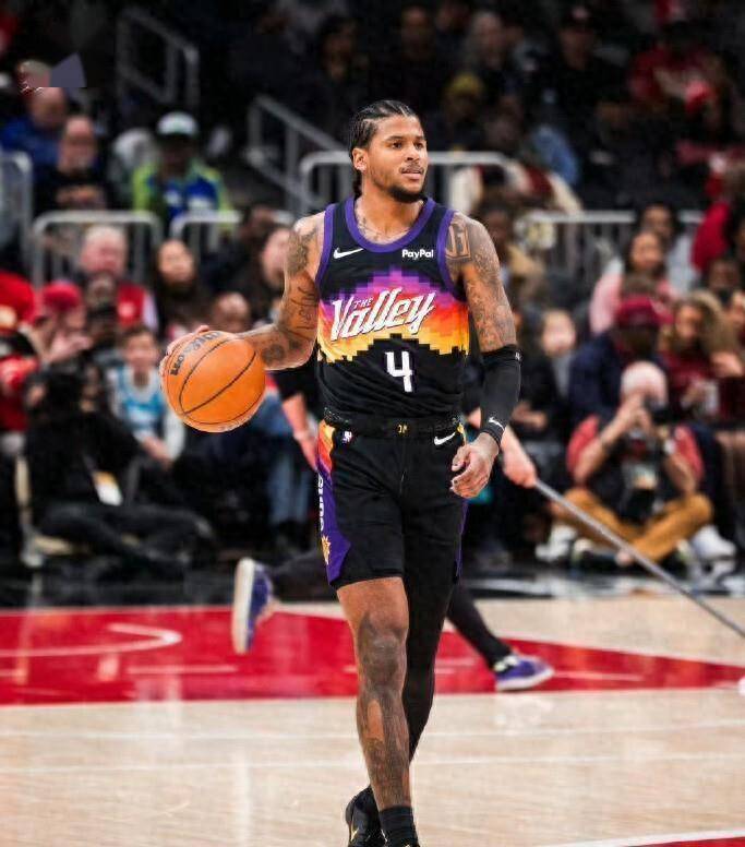 就在刚才1月28日下午大规模冲突太阳险胜篮网替补奇兵扭转败局狄龙再吃TU23亚洲杯_U23亚洲杯直播_赛事直播LIVE引冲突教练赛后发声球迷：这动作该严惩