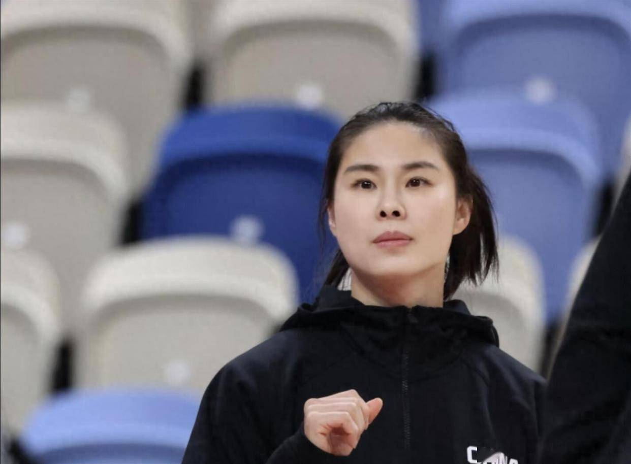 王思雨、杨舒予领衔！中国NBA职业联赛中文官网__实时赛程比分+球队资讯女篮到达银川