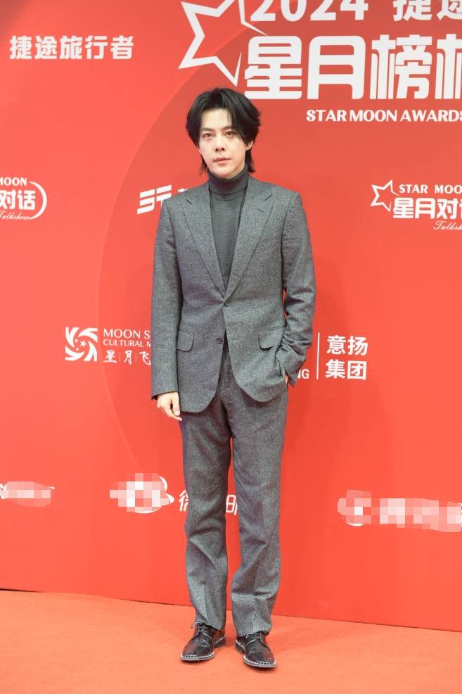 刘佩琦李健亮相红毯 赵昭仪称辛芷蕾是自己的榜样-搜狐大视野-搜狐新闻