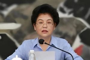 记者调查：抢3毛钱红包花数万元购物 被“养生群”套牢的老人