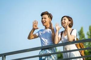 虚构理财骗取客户资金 中国人寿一代理人诈骗1