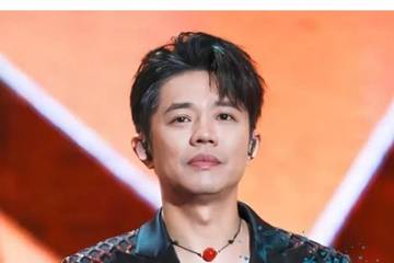 凤凰传奇曾毅手表被指含性暗示元素 "侮辱智商"式回应更失范