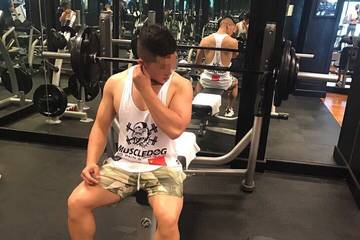 男子避让外卖员摔成高位截瘫 涉事公司拒赔换"马甲"继续经营