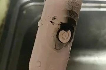 知名品牌"自家舒客"电动牙刷被曝自燃 客服回应：低概率事件