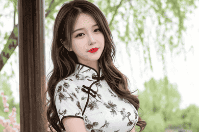 卡士酸奶被曝有霉斑食用后呕吐腹泻 客服：已与