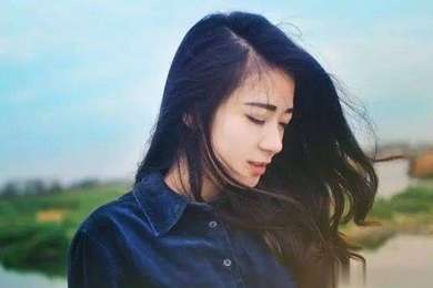 女子在深圳龙岗中心医院整形后留明显疤痕 院方：正常并发症