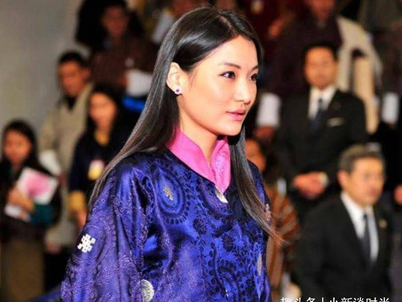 不丹27岁公主嫁给王后弟弟!