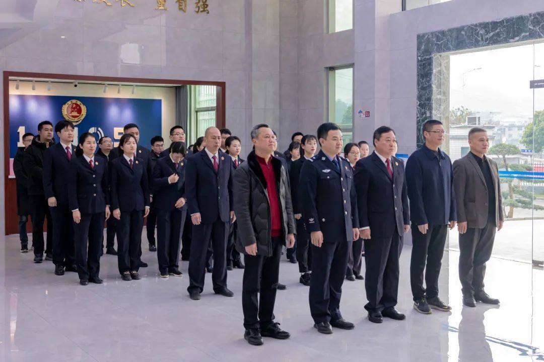松溪县委常委,政法委书记官雄,副县长,公安局局长徐鹤,县法院党组书记