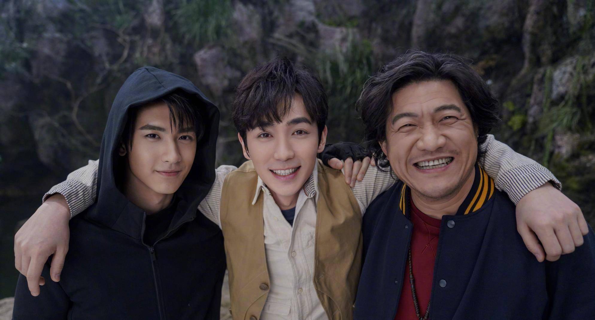 朱一龙官宣人生大事:盼相见,网友:超级期待_龙的_电影_作品