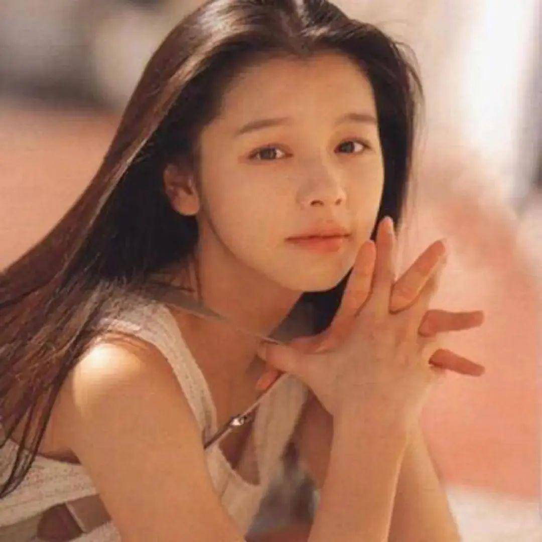 她一脱成名,却打造成"玉女"人设,都被她骗了_徐若瑄_女孩子_吴奇隆