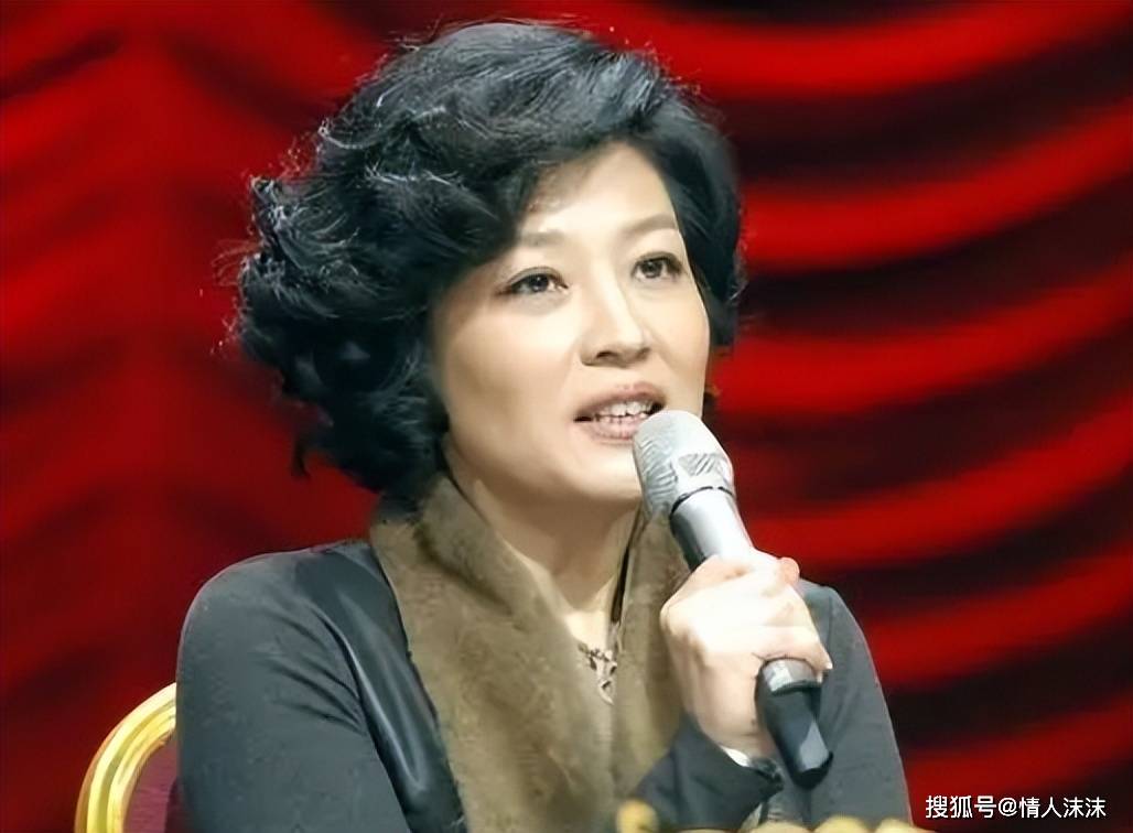 逼赵本山退出央视春晚的不是宋丹丹,也不是范伟,而是她_改革_观众