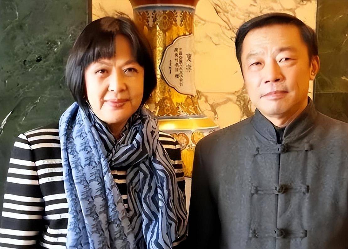 她曾是电视主持一姐,退休后患精神疾病,如今成为普通老太太_刘璐_工作