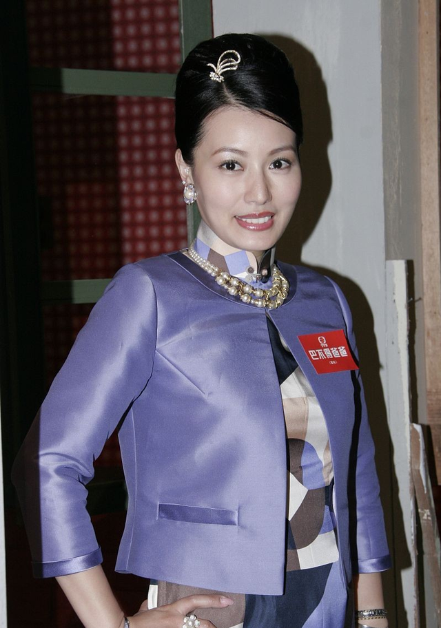 传言分手古天乐依然养她,从商亦精彩_黄纪莹_性格_香港