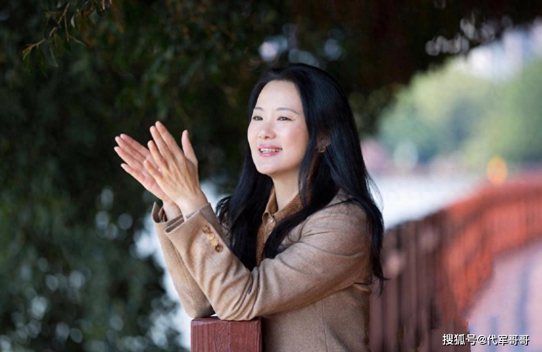 她曾被陈道明力捧,身价上亿嫁王菲初恋,52岁没生孩子挺让人惋惜_影后