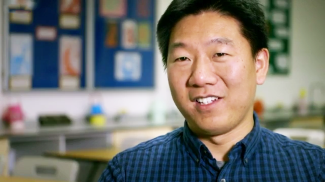 5名中国教师,用中式教育培养一群英国孩子,结局让英国人吃惊_杨君