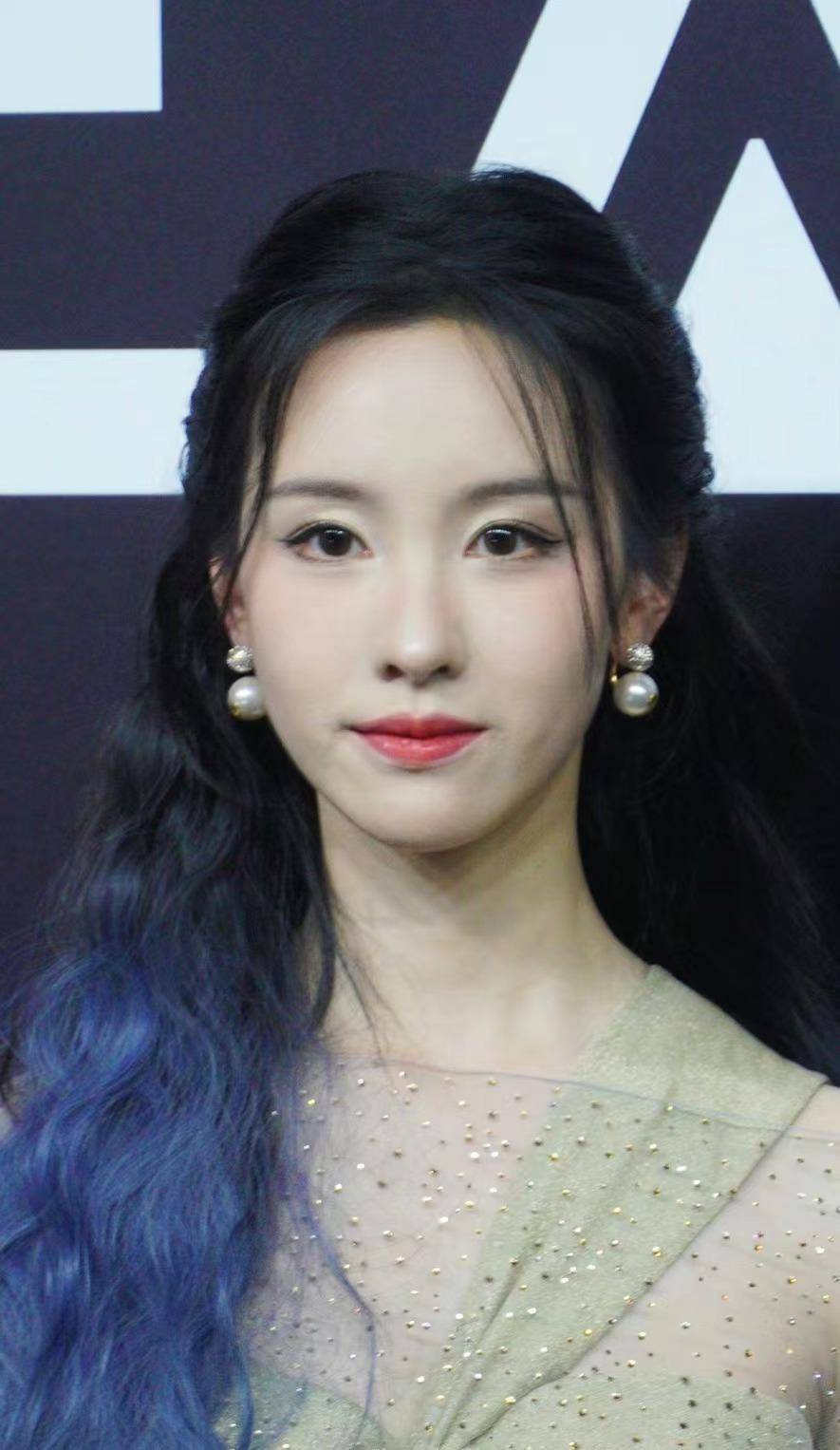 gq红毯生图:宋茜瘦脱相,李一桐全场最佳,杨幂,李沁断崖式衰老_状态