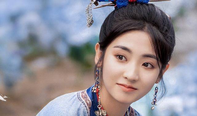 飞狐外传:邢菲饰演程灵素引争议,珠玉在前,不是光有演技就行了_版本