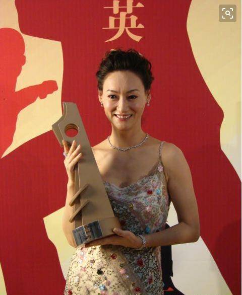 《我就是演员》,导师有点茫然,网友:点评他们还差不多_节目_章子怡