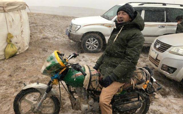 13年的涅盘重生:胡歌,用清奇的方式又登上热搜_车祸_造型_煎熬