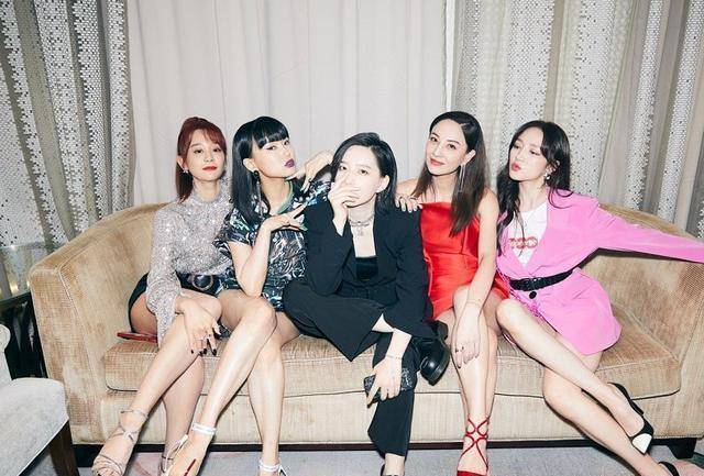 将会留下来五个人,看到万茜的呼声这么高,不知道最后这成团名单当中