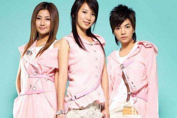 20年来,she吸引我们的不是人设,而是人格_selina_ella_hebe