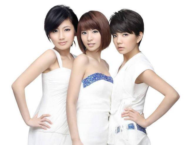 20年来,she吸引我们的不是人设,而是人格_selina_ella_hebe