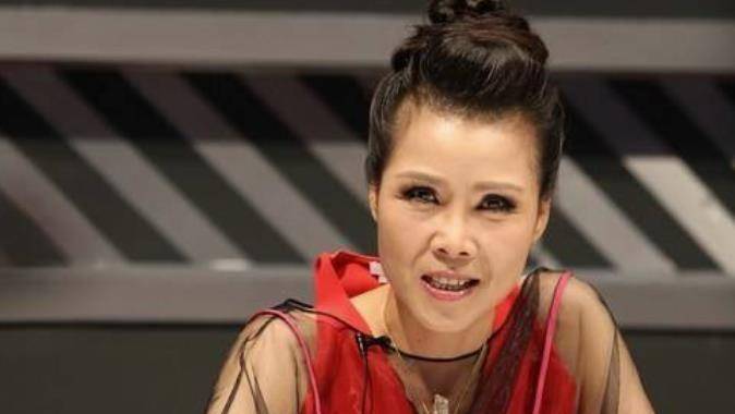 "歌坛大姐"田震:老公张卫宁陪我走过患病的7年,嫁给他我放心_音乐