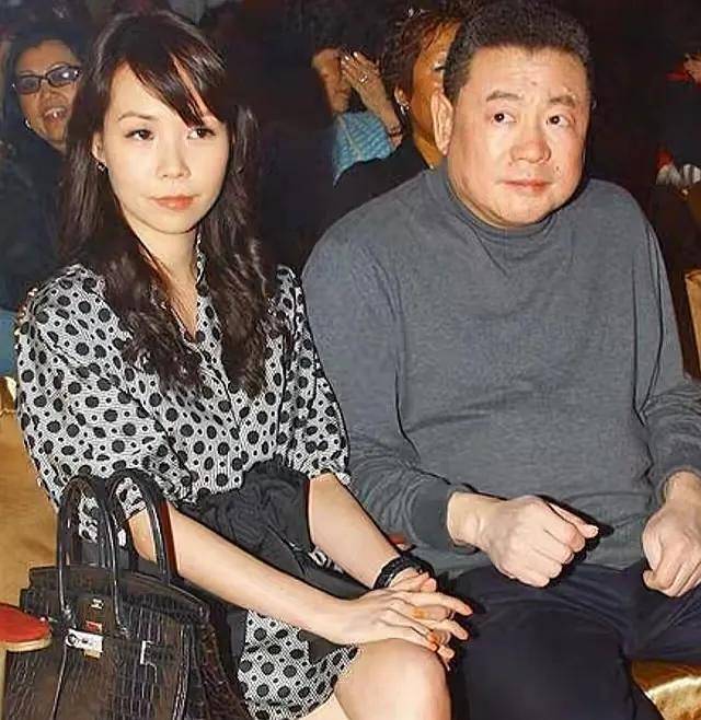 美如李嘉欣蔡少芬都没留住刘銮雄的心,吕丽君对相貌平平又学历不高的