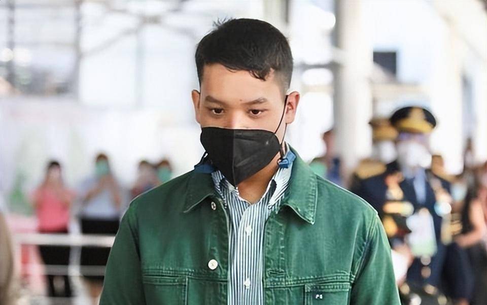 "泰国阿斗"提帮功:从小患有学习障碍,靠"装傻"救出