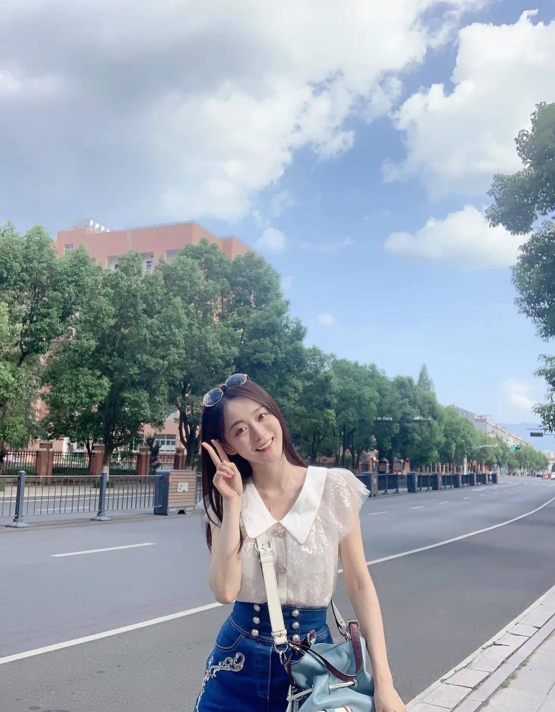 何泓姗,演技和实力并存的宝藏女孩_角色_观众_作品