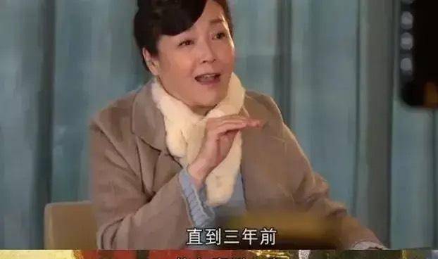 16歲的恬妞赴香港邵氏兄弟探視姐姐恬妮,客串《早婚》步入娛樂圈_萬