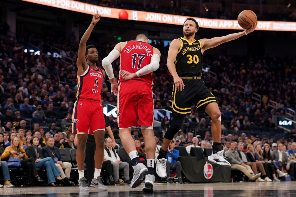 库里只得15分,勇士被湖人拉开差距,看看他怎么说?_克莱_防守_主场