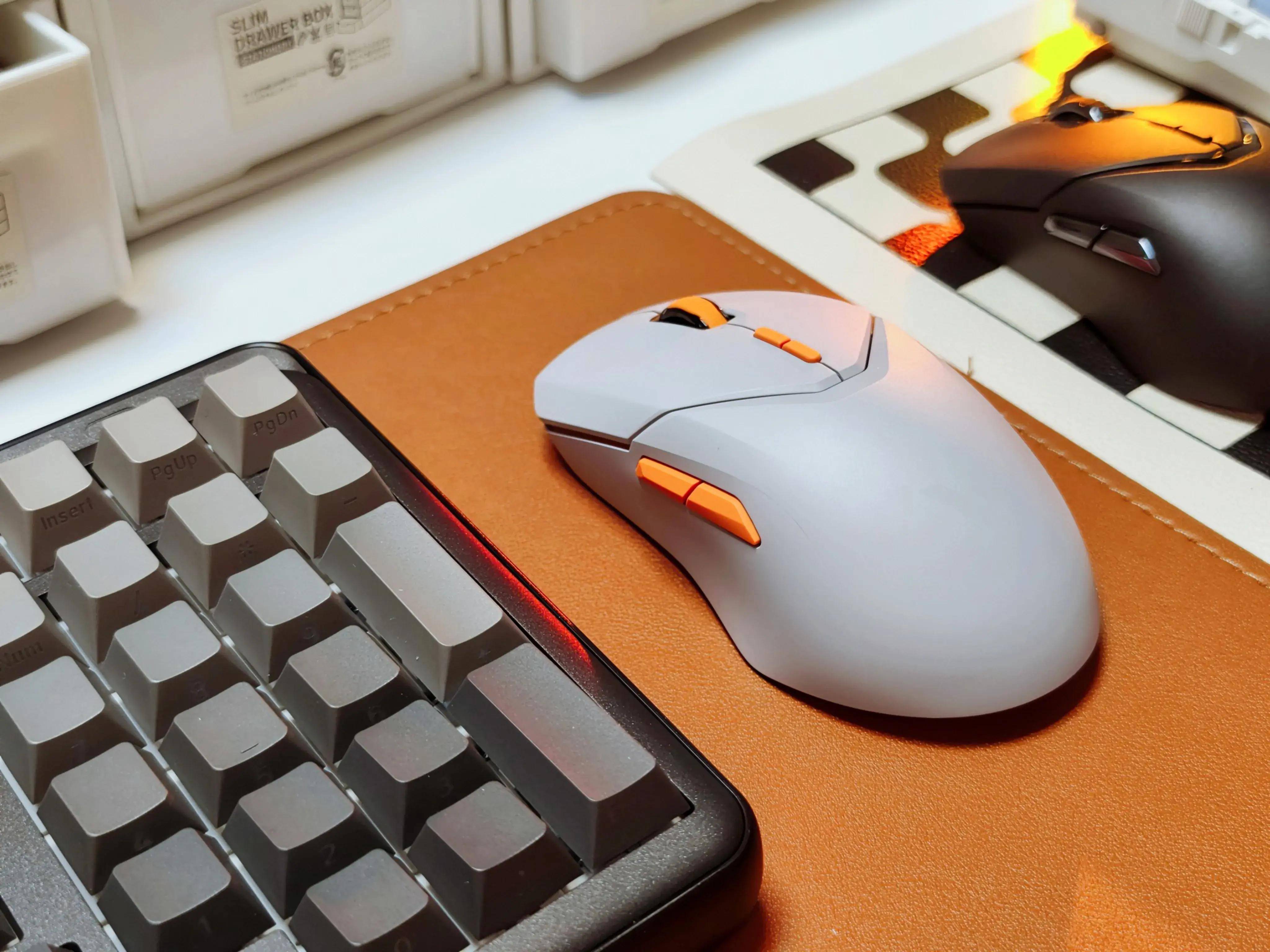 情侣你嗑过CP,那鼠标你嗑过CP吗?雷柏VT9Pro&Mini无惧大手小手都能顺手!