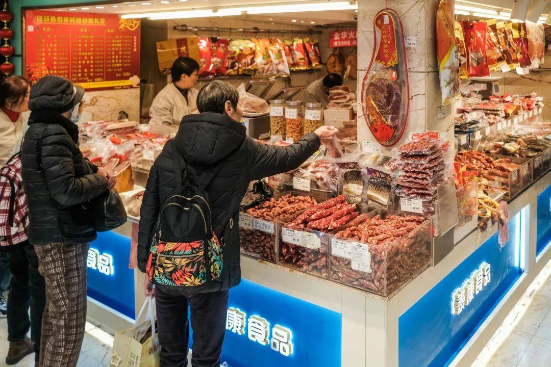 上海人过年必囤年货有哪些?南京路上老字号亮绝活啦
