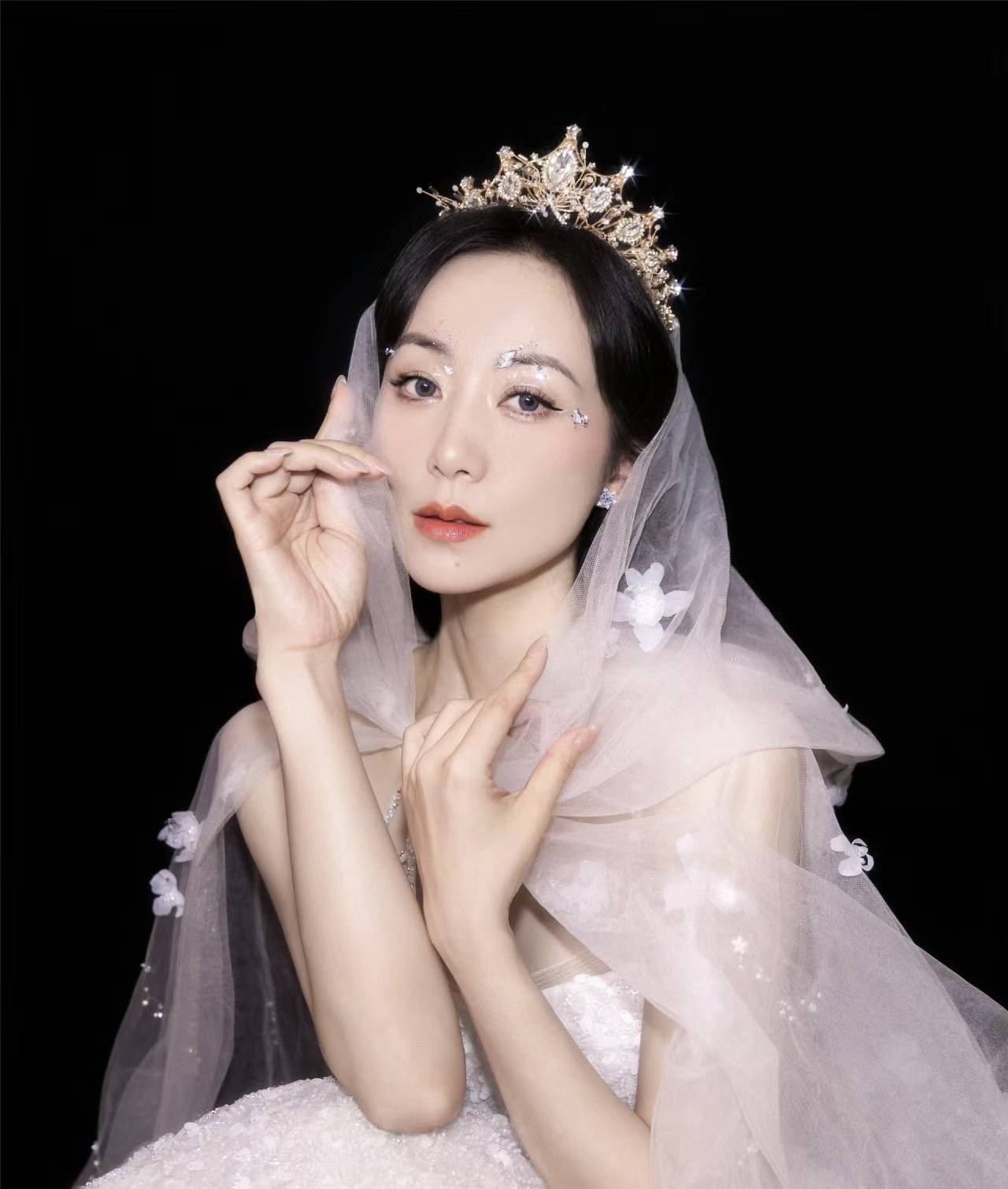 韩雪的背景有多强大?商界大佬都不敢惹