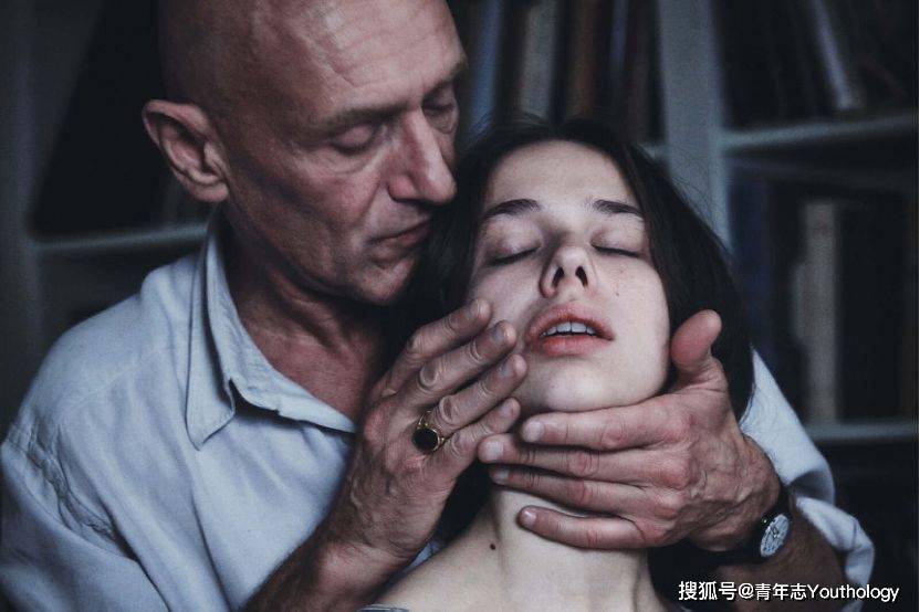 从林奕含到瓦内莎,当女性以笔还击_成长_故事_读者