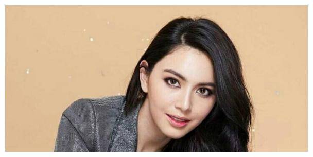 1993年,刘德华梁家辉拍出限制级电影,片中李婉华惊为天人