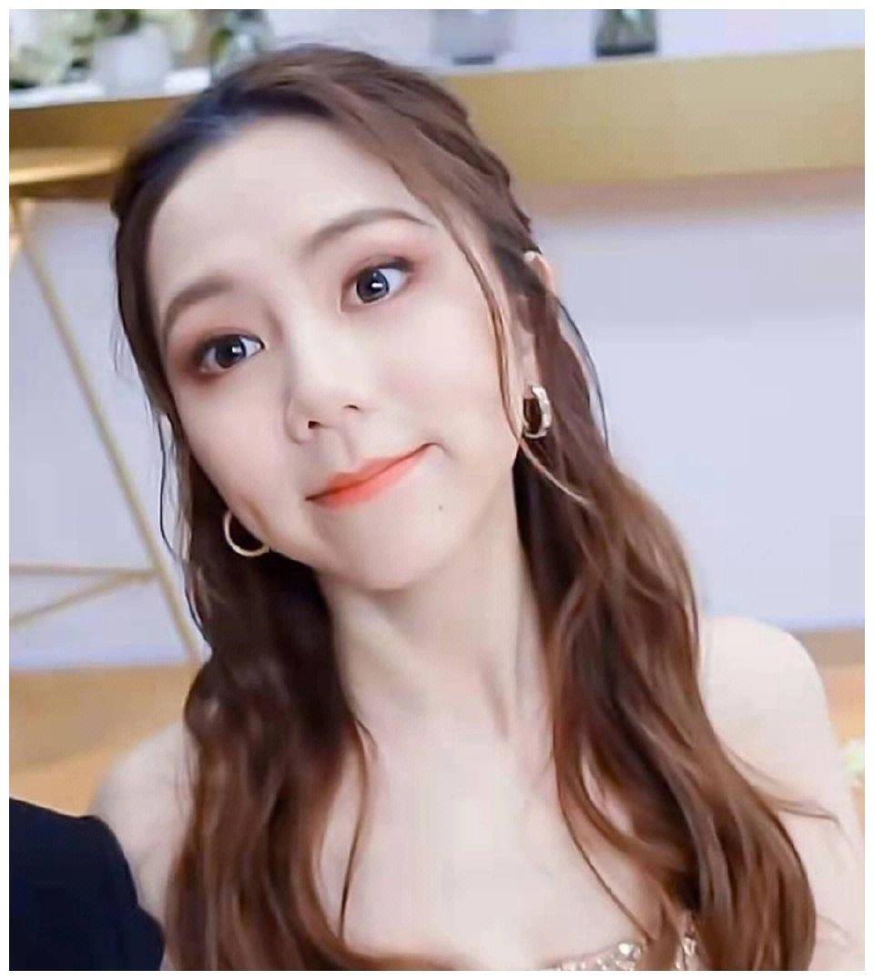 33岁邓紫棋遭遇职业困境!