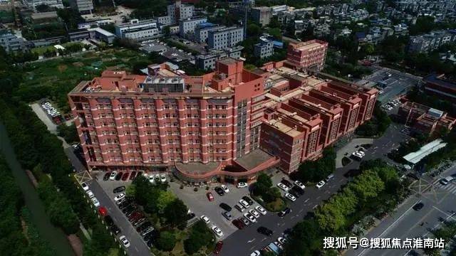 湖光澜庭(售楼中心)-首页网站丨上海嘉定湖光澜庭欢迎您丨湖光澜庭楼盘详情_分类_房地产_土地