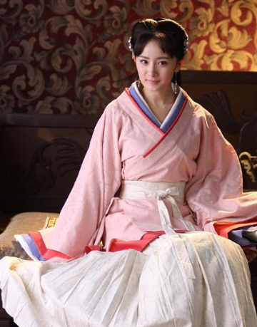 古装女神汉服十美:陈乔恩古朴,杨蓉雅致,佟丽娅飘然若仙!