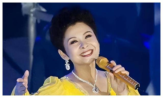 赖昌星狂砸一百万,让董文华陪他一晚,没想到葬送自己的后半生!