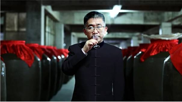 冯小宁,付宇豪,陈仁远三位酱酒大师首度联手酿造的好酒竟是它!