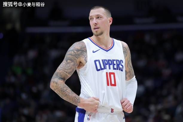 泰斯_比赛_内线