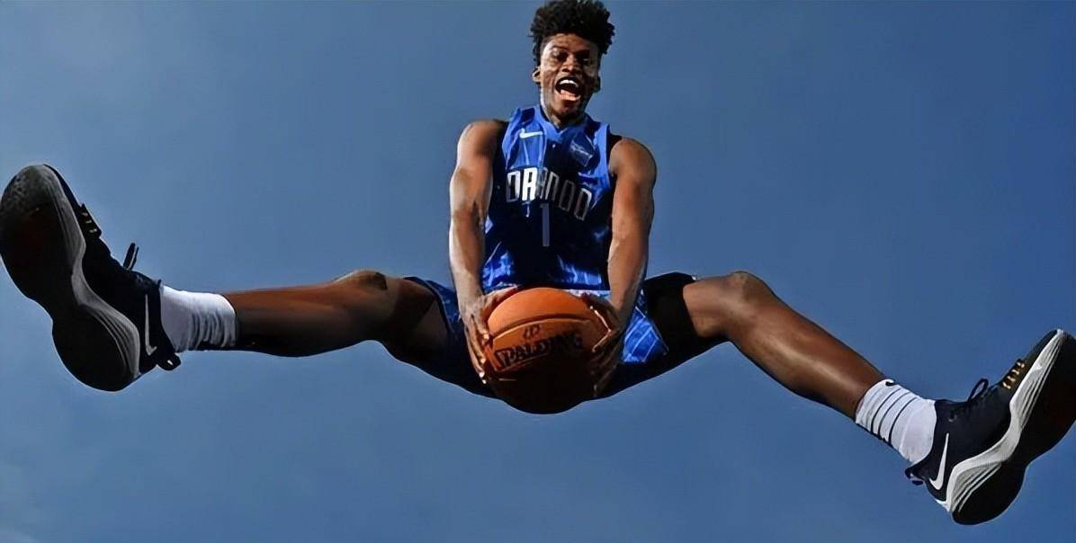 艾萨克:难逃魔术1号伤病的诅咒,生涯遭遇6次大伤,4次赛季报销