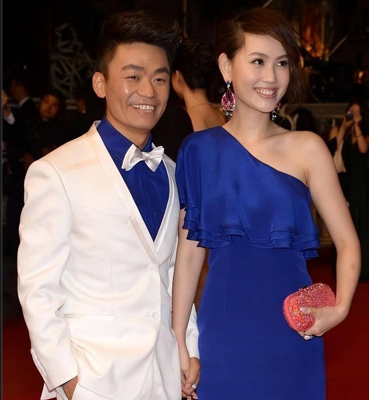 王宝强遇"女人坑":马蓉走了,又现冯清!惨遭倒霉连连_生活_事业_前妻