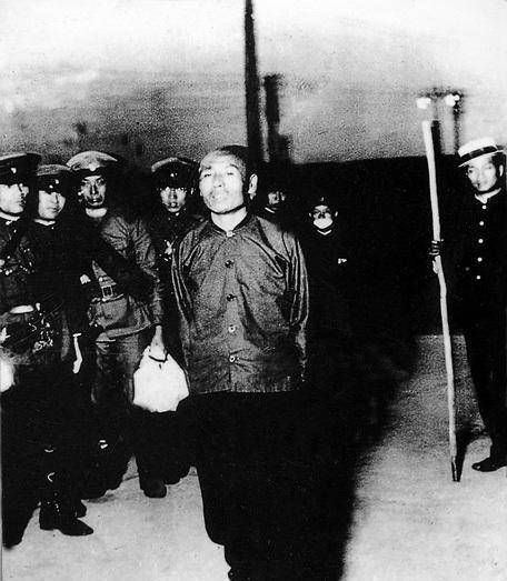 后续将继续分享邓铁梅将军在狱中与敌特斗争细节,欢迎您的