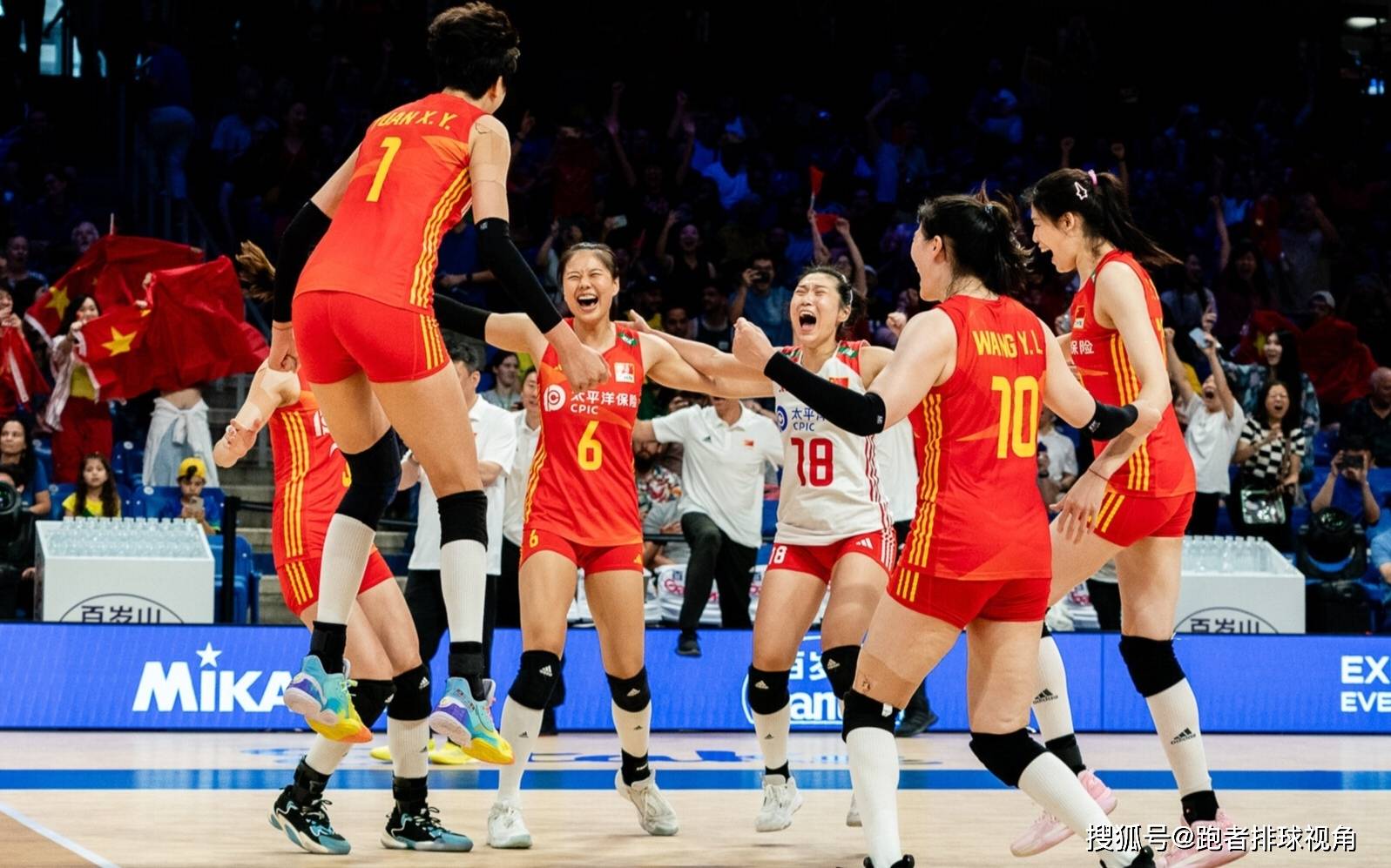 5月31日到6月2日,我们同样需要连打三场,对于中国女排来说体能和心态