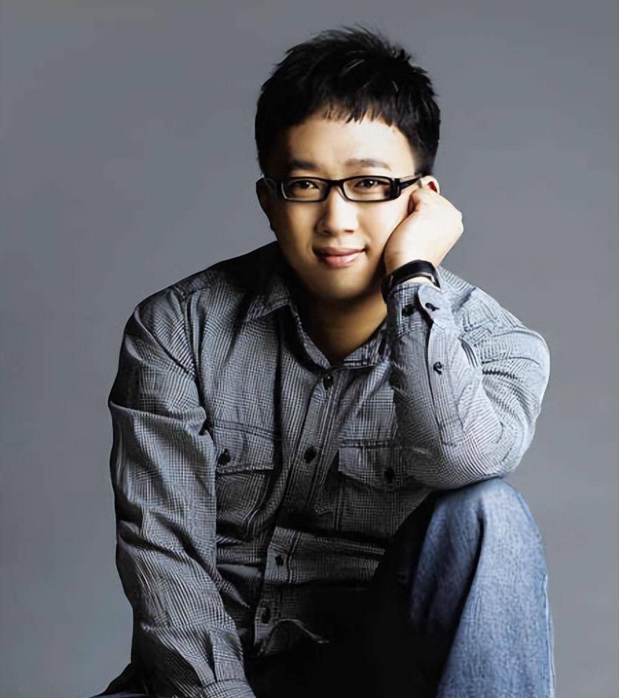 于正在_琼瑶_事情